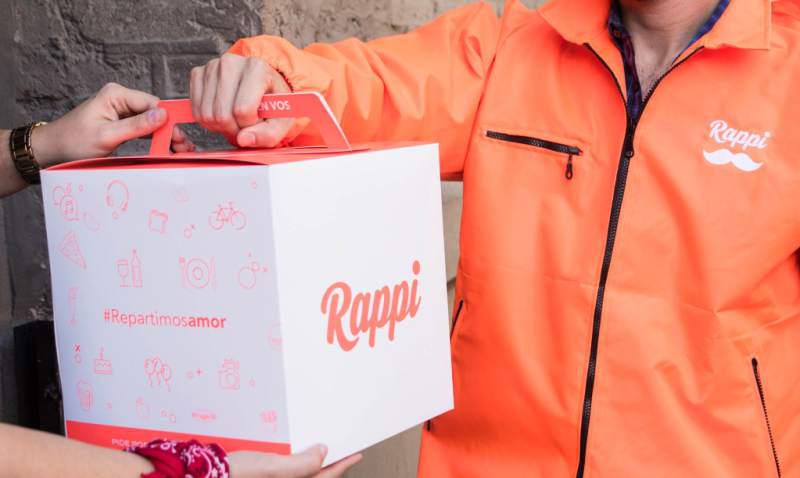 dt.common.streams.StreamServer