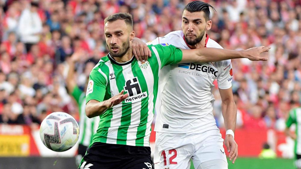 PEZZELLA_RAFA_MIR_SEVILLA_BETIS_LALIGA_2022-23