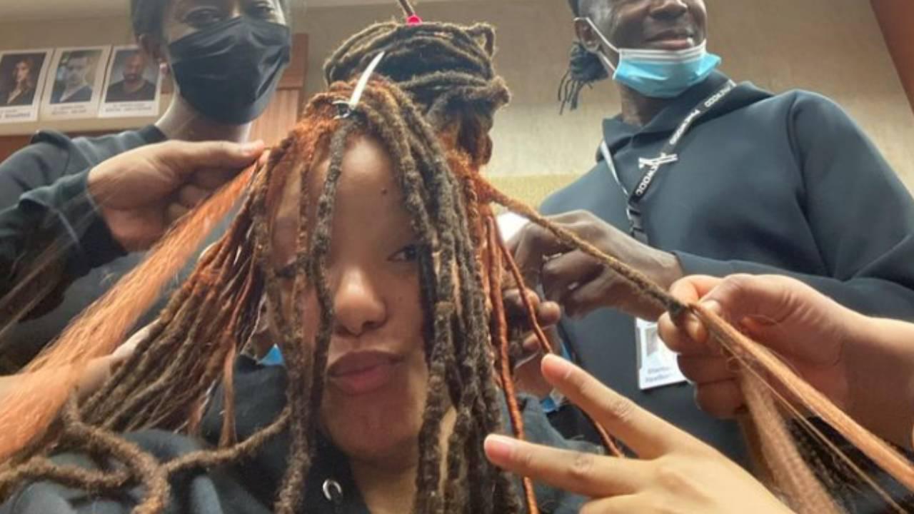 398de0651d81eedb03d9a34bdd74289b