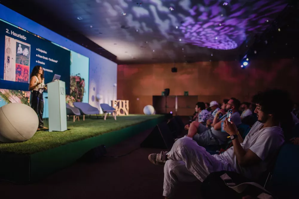 WLGXIUBB6FE4JCPRQ3OFHMD3VY