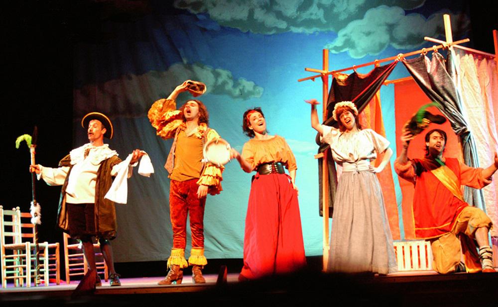 el-teatro-se-celebra-en-casa